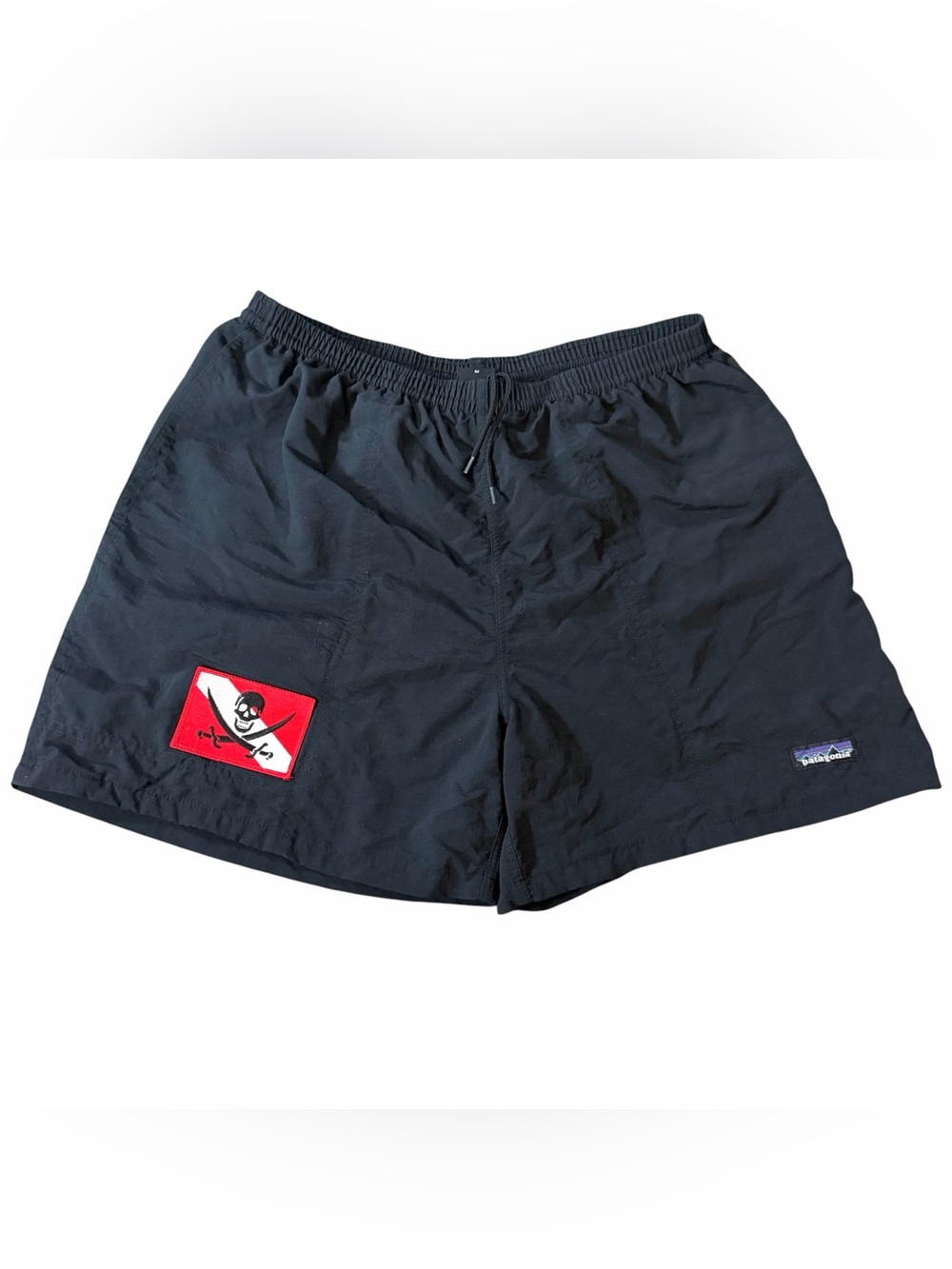 Patagonia Men’s Baggies Shorts 5” Sz M Black Lined Jolly Rodger Scuba Skull EUC